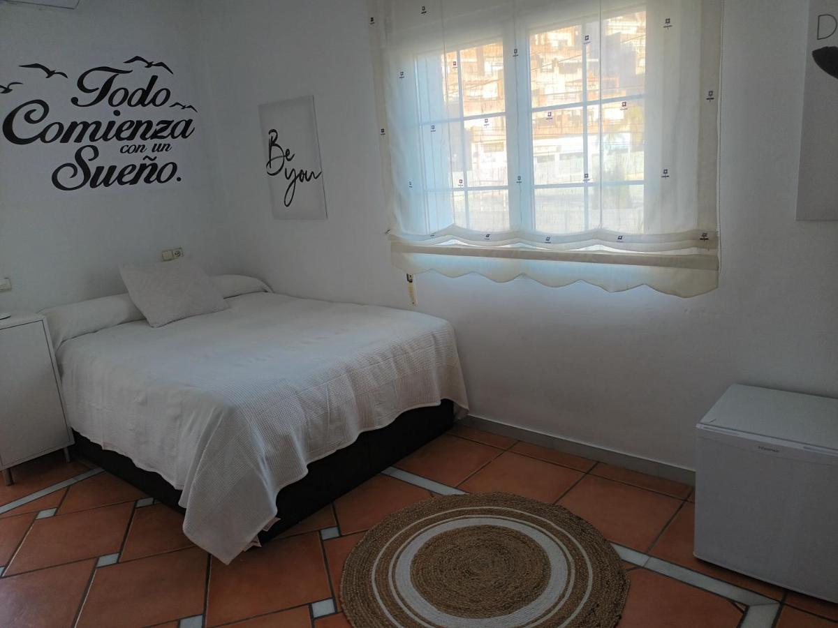 Habitaciones En Casa Centrica Con Piscina Almuñécar Eksteriør bilde