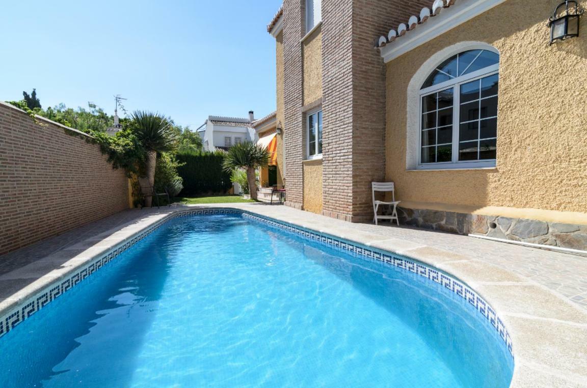 Habitaciones En Casa Centrica Con Piscina Almuñécar Eksteriør bilde
