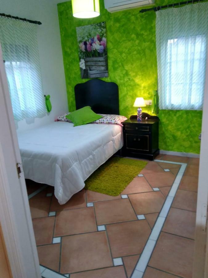 Habitaciones En Casa Centrica Con Piscina Almuñécar Eksteriør bilde